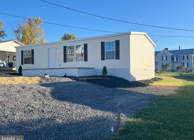 Property at 211 Eisenhower Dr, Moorefield, WV 26836, 3 beds, 2 baths