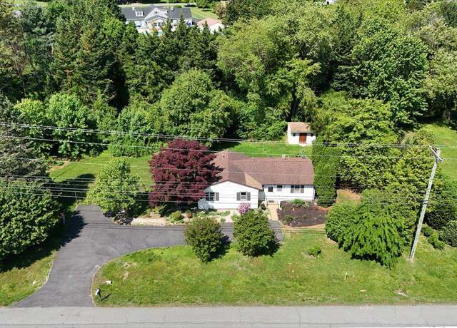 Property at 2481 N Dupont Pkwy, Middletown, DE 19709, 4 beds, 1 bath
