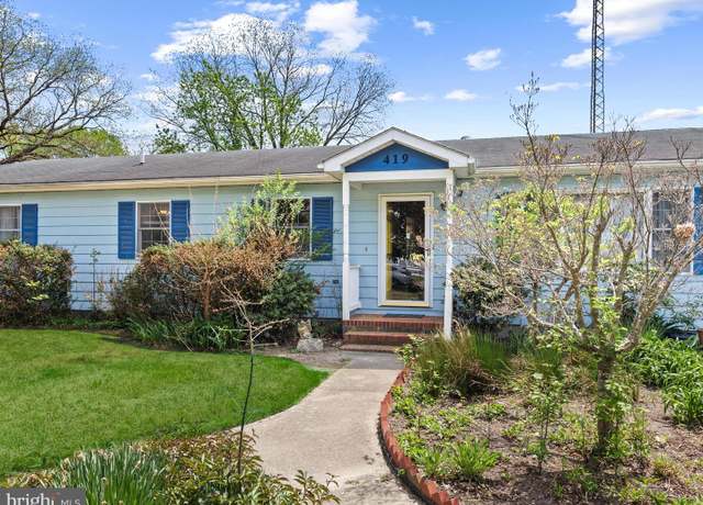 Property at 419 W Market St, Georgetown, DE 19947, 3 beds, 2 baths