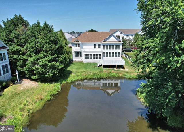 Property at 31274 Lee Meadow Dr, Bethany Beach, DE 19930, 5 beds, 4.5 baths