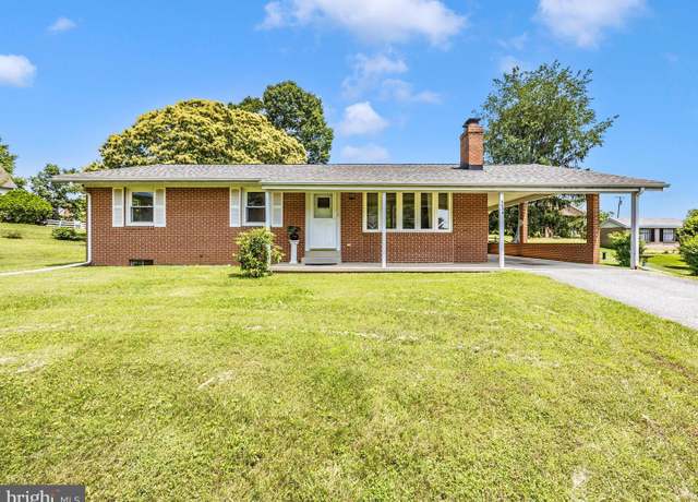 Property at 5634 Shookstown Rd, Frederick, MD 21702, 3 beds, 1.5 baths