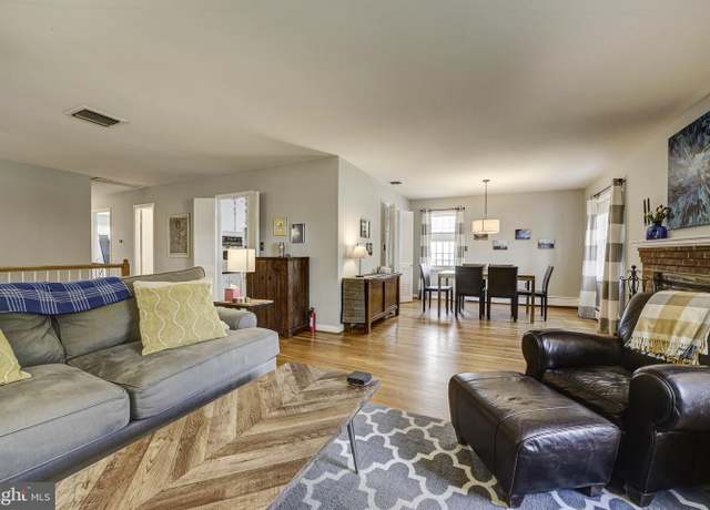 Property at 6326 Rockhurst Rd, Bethesda, MD 20817, 3 beds, 2.5 baths