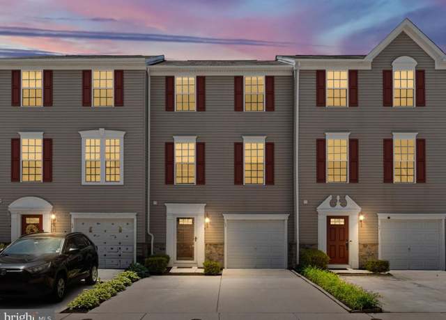 Property at 2102 E Oak Rd Unit G3, Vineland, NJ 08361, 3 beds, 2.5 baths