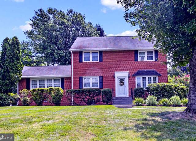 Property at 5 Lopatcong Dr, Ewing, NJ 08638, 3 beds, 2 baths