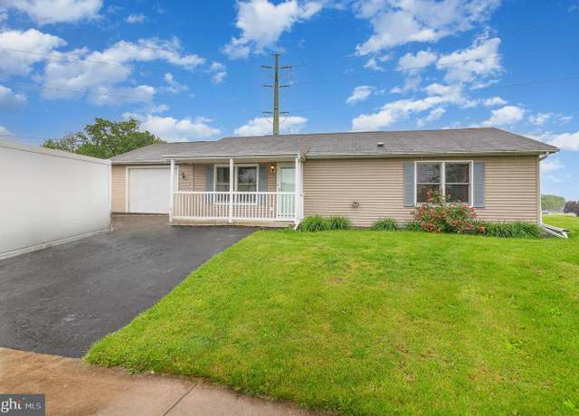 Property at 114 Austin Dr, Enola, PA 17025, 2 beds, 2 baths