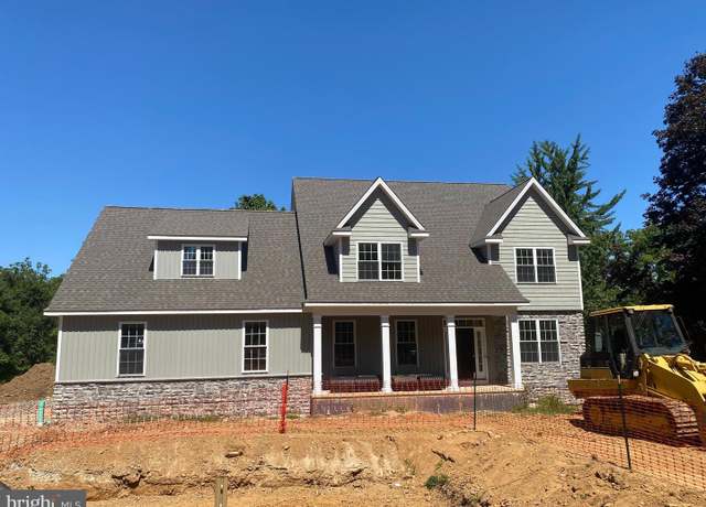 Property at 257 Glen Mills Rd, Glen Mills, PA 19342, 4 beds, 3.5 baths