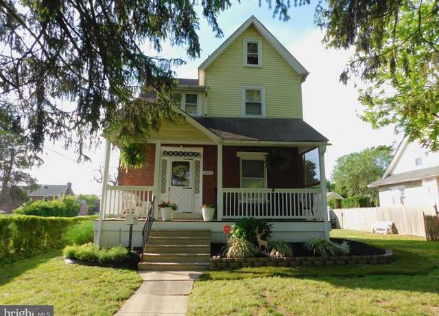 Property at 222 E Providence Rd, Aldan, PA 19018, 3 beds, 1 bath