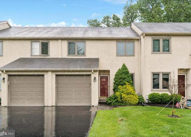 Property at 614 Hillcrest Ct, Media, PA 19063, 3 beds, 2.5 baths
