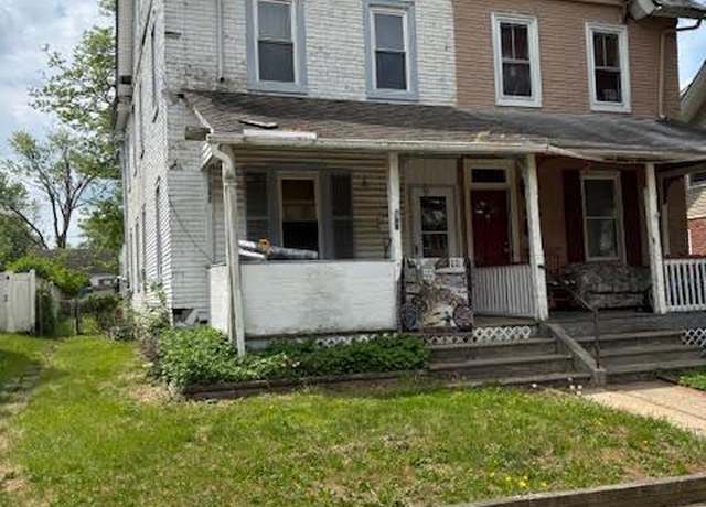 Property at 112 E 3rd St, Lansdale, PA 19446, 3 beds, 1 bath