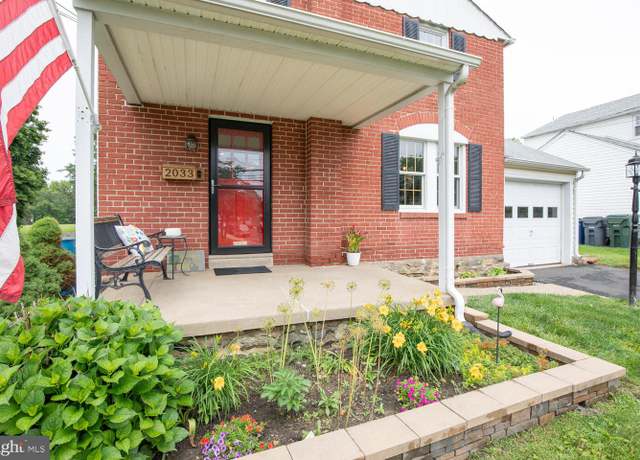 Property at 2033 Old Welsh Rd, Abington, PA 19001, 3 beds, 1.5 baths