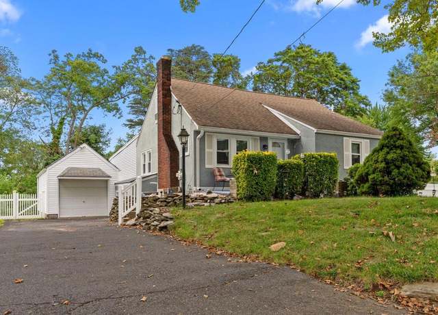 Property at 250 Lawnton Rd, Willow Grove, PA 19090, 3 beds, 2 baths