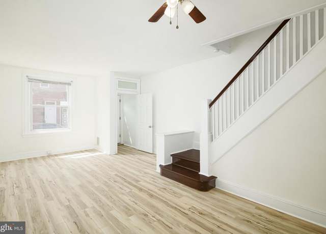 Property at 635 W Russell St, Philadelphia, PA 19140, 3 beds, 1 bath