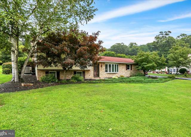Property at 449 Elder Trl, New Cumberland, PA 17070, 3 beds, 2 baths