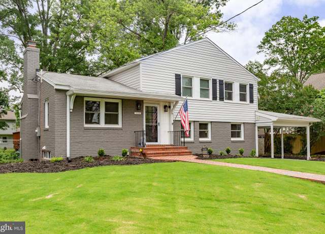 Property at 1114 Croton Dr, Alexandria, VA 22308, 3 beds, 3 baths
