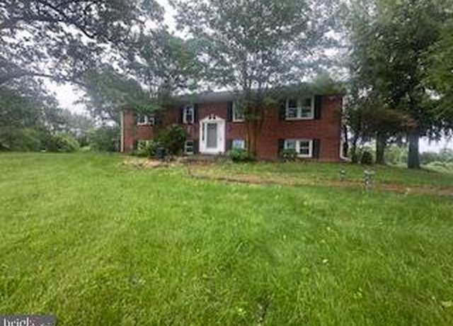 Property at 39747 The Narrows Rd, Waterford, VA 20197, 5 beds, 2.5 baths