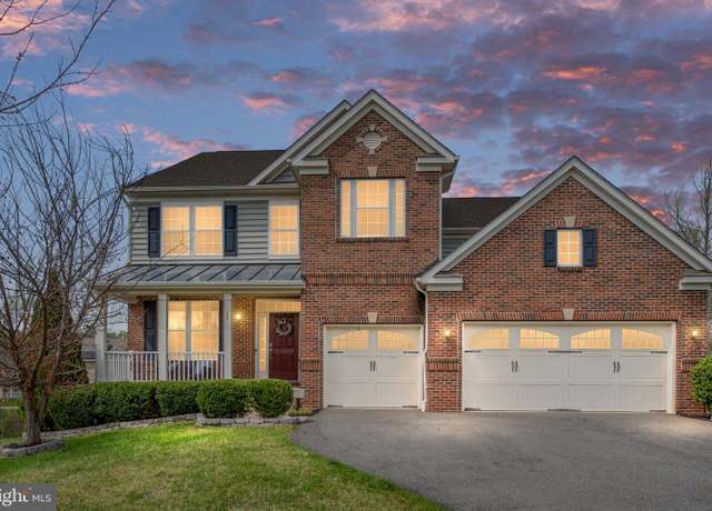 Property at 15 Elm St, Stafford, VA 22554, 5 beds, 4.5 baths
