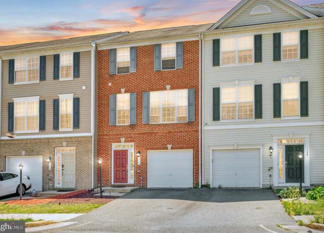 Property at 110 Valdosta Dr, Stafford, VA 22554, 3 beds, 3 baths