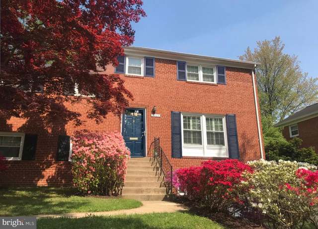Property at 8805 Altimont Ln, Chevy Chase, MD 20815, 4 beds, 2.5 baths