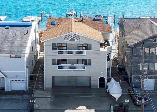 Property at 4624 Atlantic Brigantine Blvd, Brigantine, NJ 08203, 3 beds, 3 baths