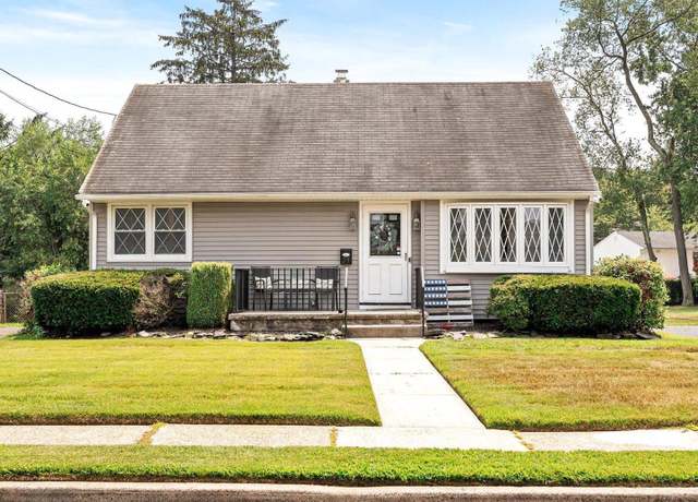 Property at 25 Holt Cir, Hamilton, NJ 08619, 4 beds, 1 bath