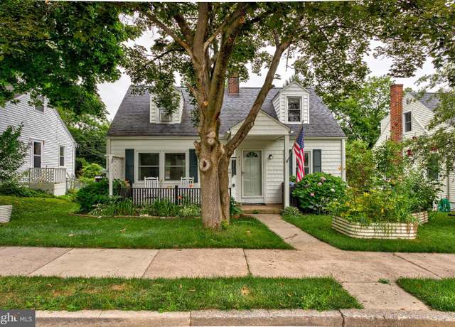 Property at 225 Crestmont Ave, State College, PA 16801, 4 beds, 3 baths
