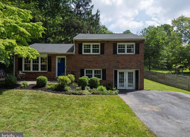 Property at 1425 Burke Rd, West Chester, PA 19380, 3 beds, 2 baths