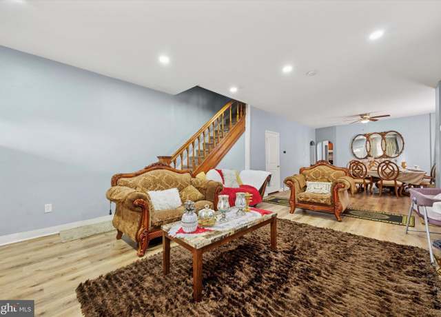 Property at 101 N 2nd St, Darby, PA 19023, 4 beds, 1.5 baths
