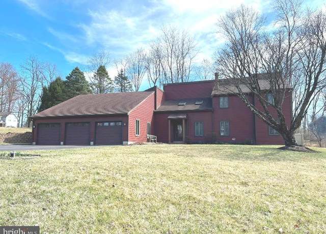 Property at 6 Stephen Dr, Glen Mills, PA 19342, 4 beds, 2.5 baths