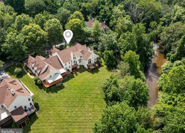 Property at 721 Kincaid Mills Ln, Wallingford, PA 19086, 3 beds, 3.5 baths