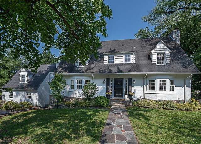 Property at 701 Argyle Rd, Wynnewood, PA 19096, 4 beds, 3 baths