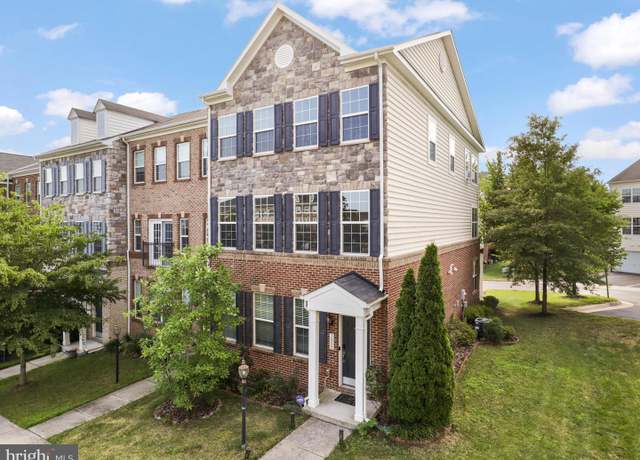 Property at 1652 Lismore Ter NE, Leesburg, VA 20176, 4 beds, 3.5 baths