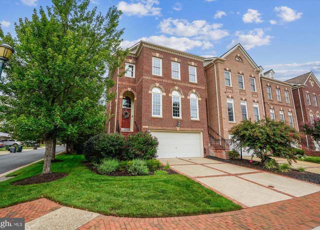 Property at 18512 Bear Creek Ter, Leesburg, VA 20176, 4 beds, 3.5 baths