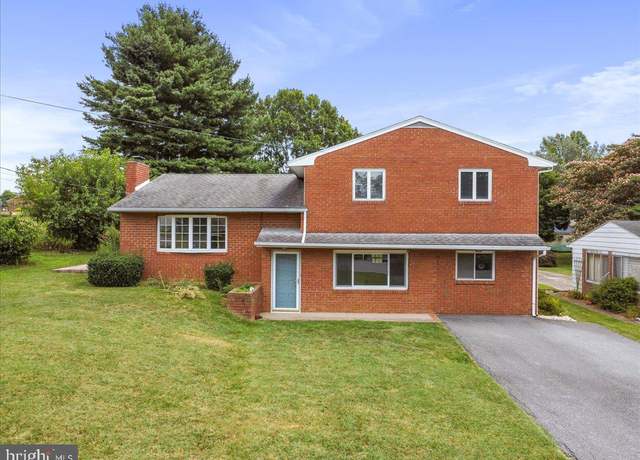 Property at 226 Woodpoint Ave, Hagerstown, MD 21740, 4 beds, 2 baths