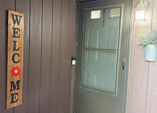 Property at 30 Bozarth Ct, Hamilton, NJ 08690, 2 beds, 1 bath