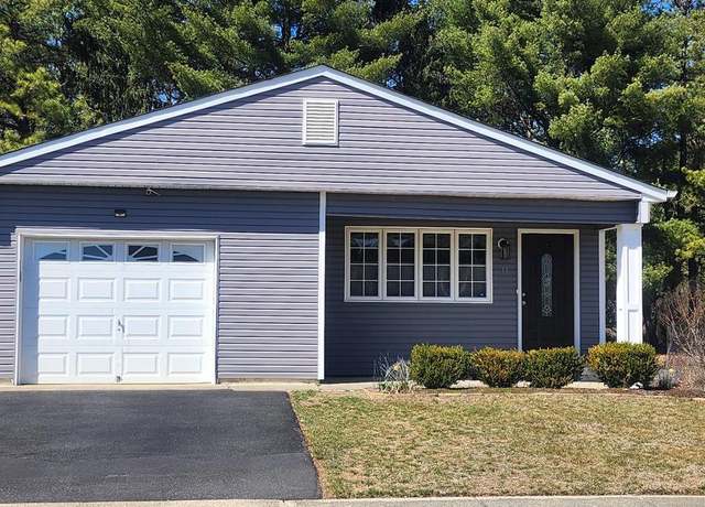 Property at 33 Cabrillo Blvd, Toms River, NJ 08757, 2 beds, 2 baths