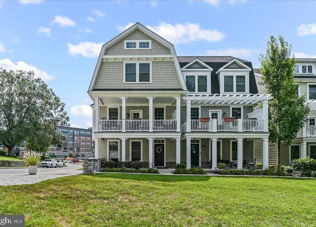 Property at 631 W End Walk, Media, PA 19063, 4 beds, 3.5 baths