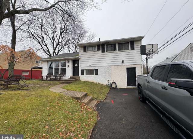 Property at 1453 Doris Rd, Abington, PA 19001, 4 beds, 2.5 baths