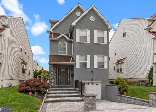 Property at 2044 Gorman St, Philadelphia, PA 19116, 4 beds, 2.5 baths