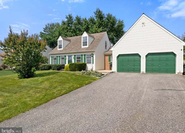 Property at 3095 Jodi Ln, Dover, PA 17315, 3 beds, 2 baths