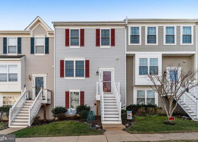 Property at 14271 Newbern Loop, Gainesville, VA 20155, 4 beds, 3.5 baths