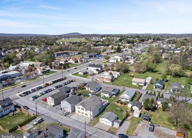 Property at 540 Monticello St, Winchester, VA 22601, 9 beds, 4 baths