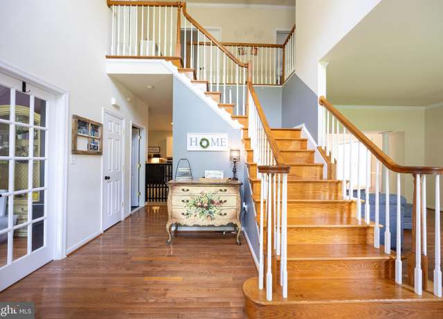Property at 350 Rotterham Dr, Hedgesville, WV 25427, 4 beds, 4.5 baths