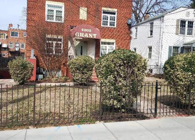 Property at 4202 Grant St NE #202, Washington, DC 20019, 1 bed, 1 bath