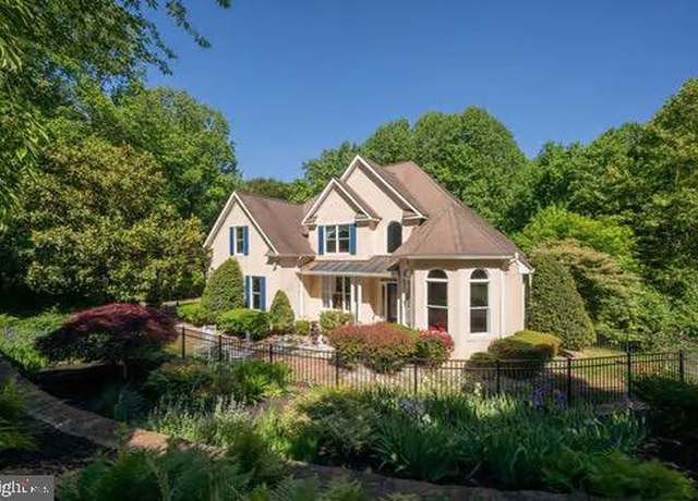 Property at 151 Sawin Ln, Hockessin, DE 19707, 4 beds, 2.5 baths