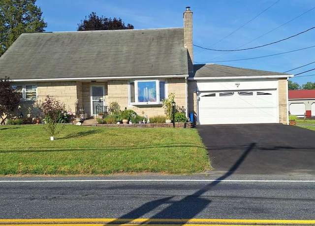 Property at 690 Main St, Mohrsville, PA 19541, 4 beds, 2 baths