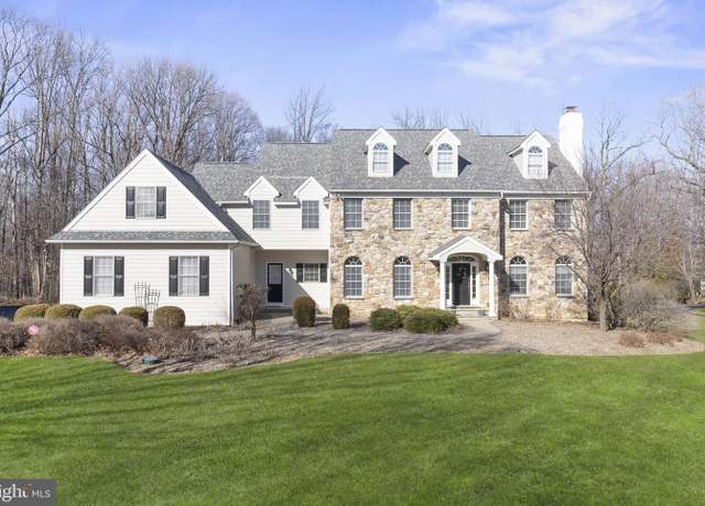 Property at 115 Merrymet Farm Ln, Kennett Square, PA 19348, 5 beds, 3.5 baths