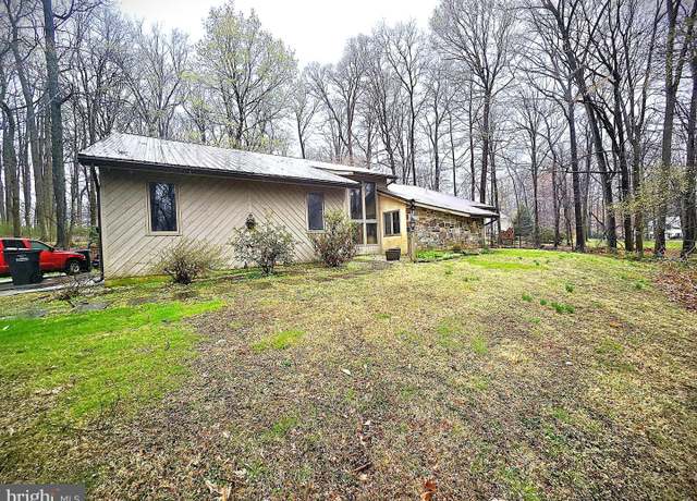 Property at 1472 Washington Ln, West Chester, PA 19382, 3 beds, 2 baths