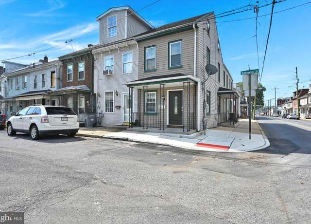 Property at 1136 Buttonwood St, Lebanon, PA 17046, 3 beds, 2.5 baths