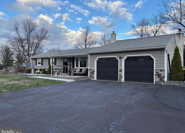 Property at 2748 Burton Rd, Harleysville, PA 19438, 3 beds, 3 baths