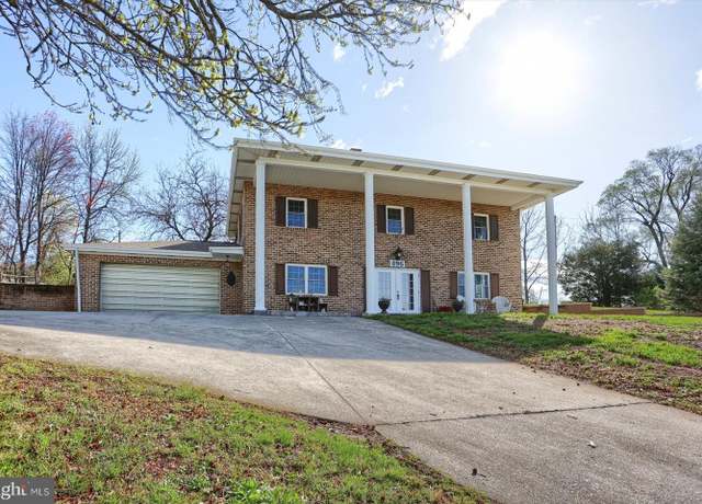 Property at 896 Hershey Heights Rd, Hanover, PA 17331, 3 beds, 2.5 baths